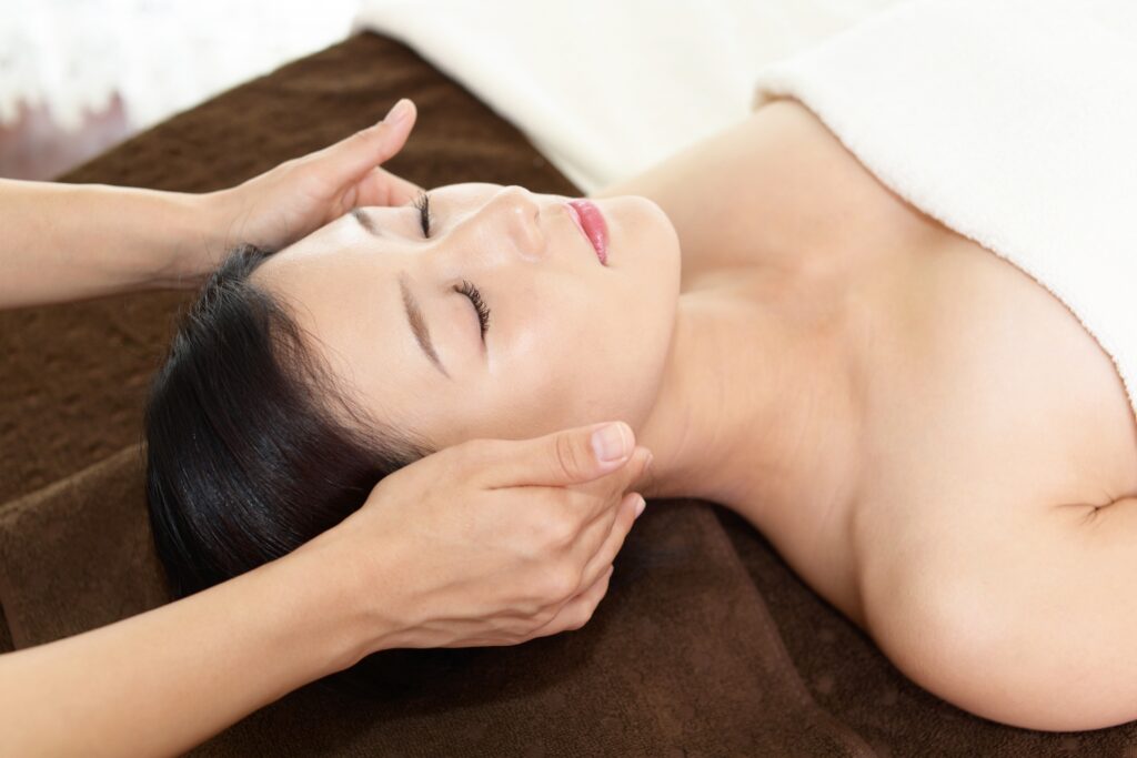 美容看護師歴15年の
専門知識
〜エステにはない確かな視点〜