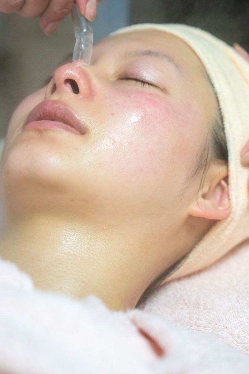 PORE CLEANING
毛穴洗浄